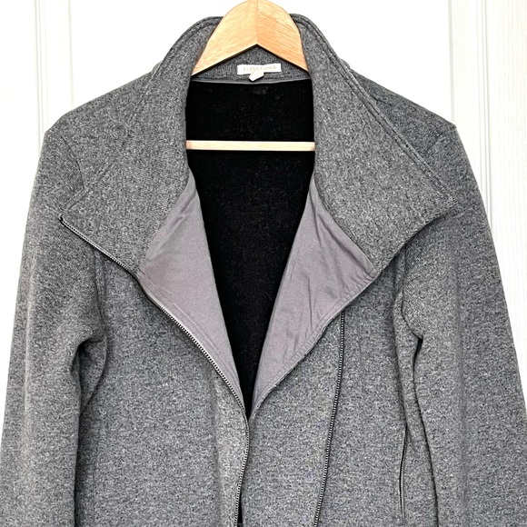 Eileen Fisher Gray Wool Blend Asymmetrical Moto Zip Jacket Sz M Bikercore Cozy - Picture 3 of 15